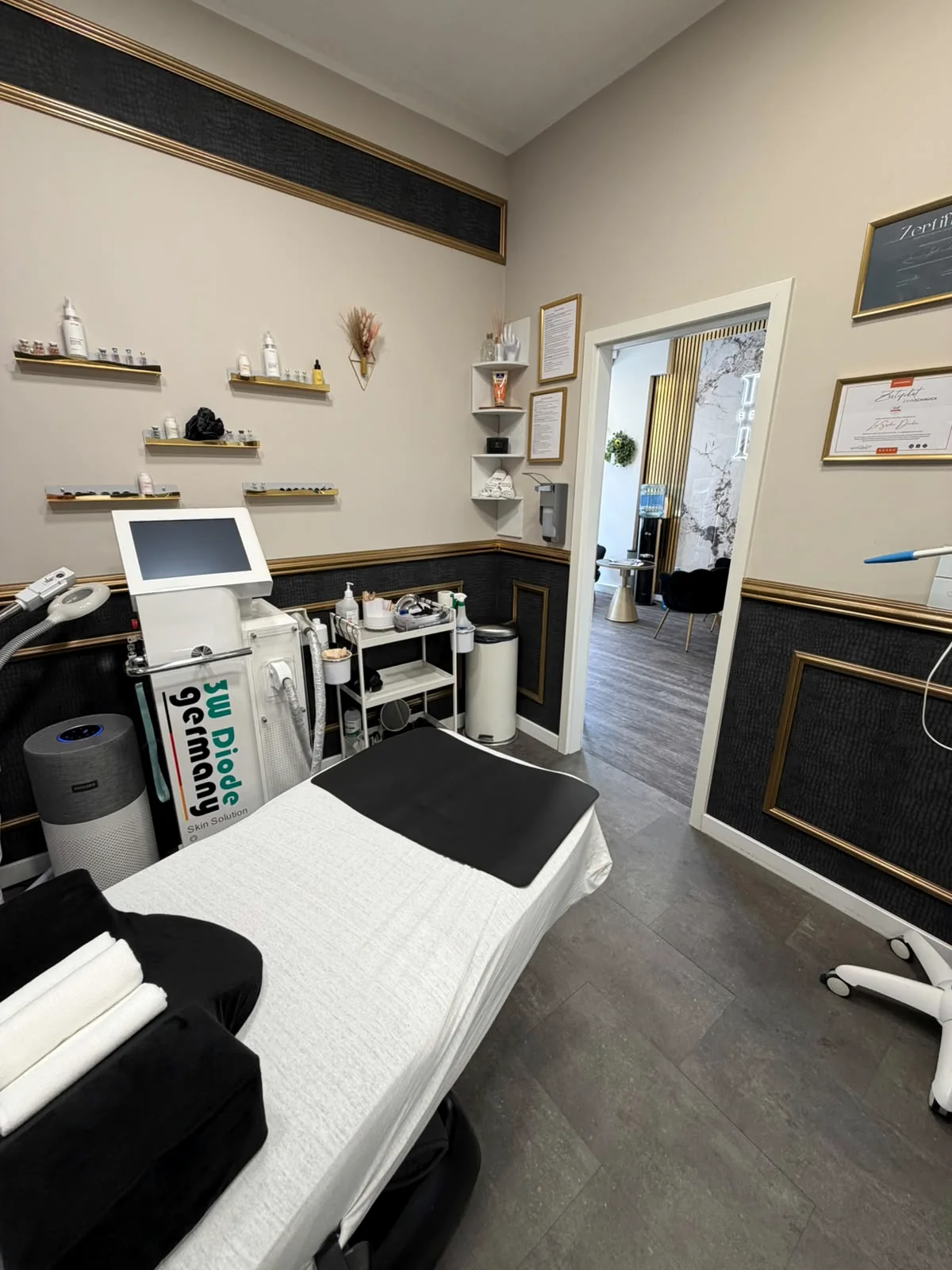 Studio Einblick 25 – Studio bei Beautyrella Berlin